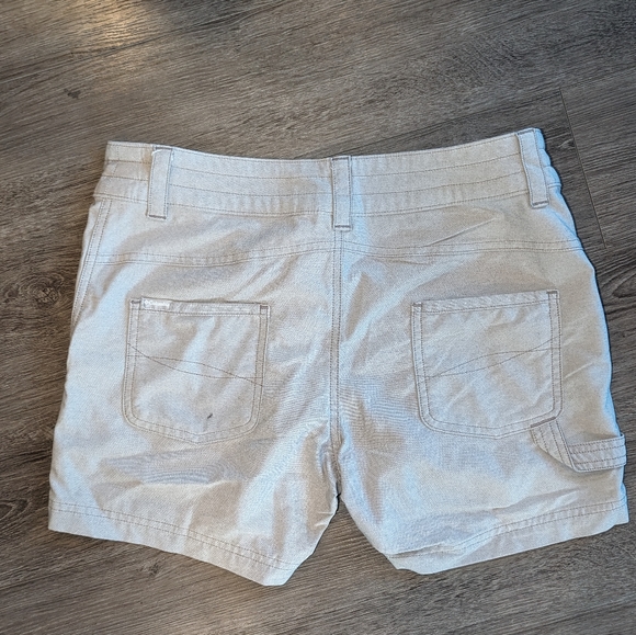 Columbia Hiking Shorts - Picture 2 of 4